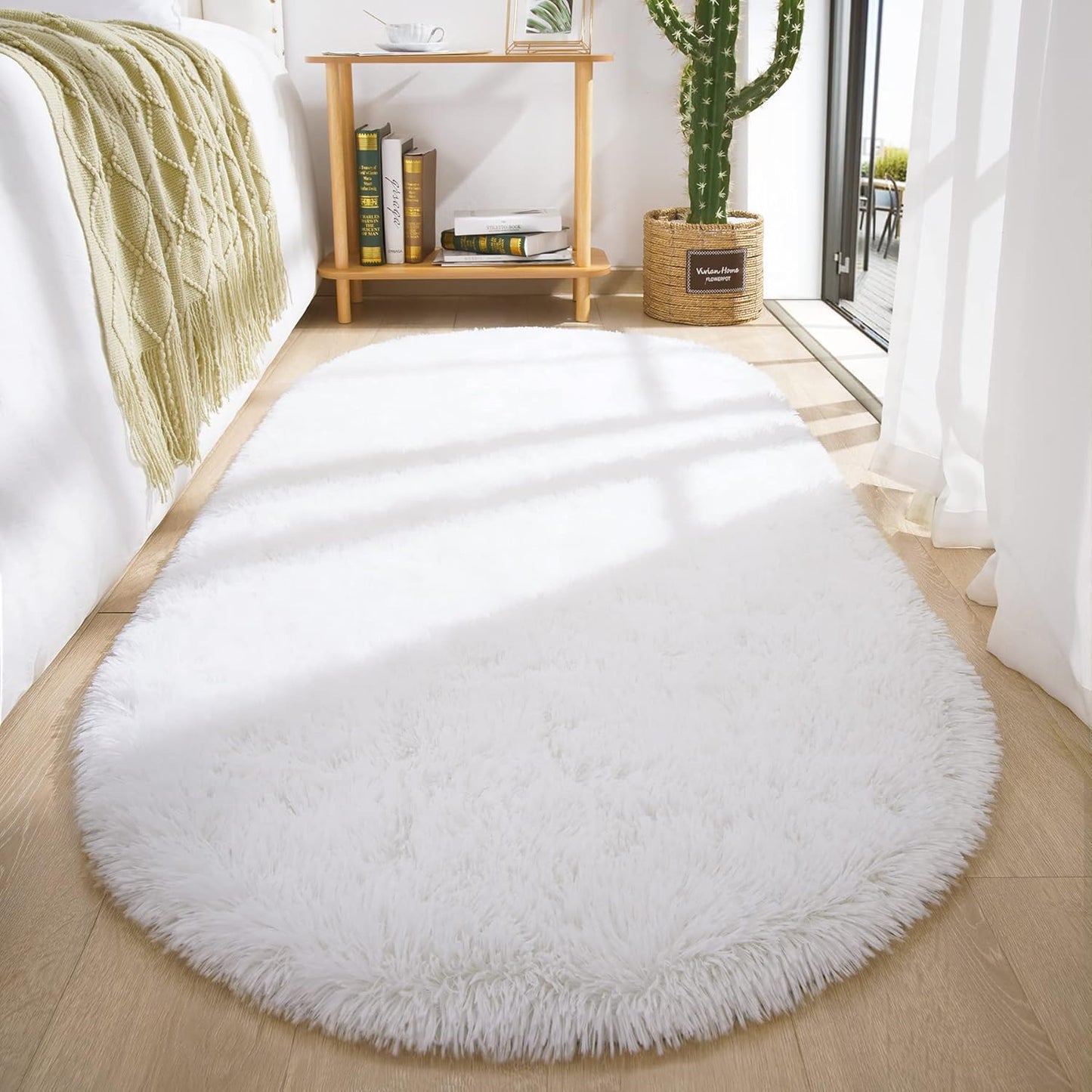 Oval Fluffy Rug White Plain 3x7
