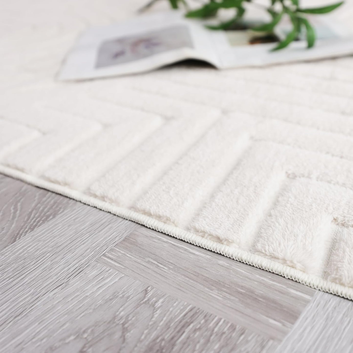 Agora Collection Plush Shag Rug 5x7 White Boho Geometric