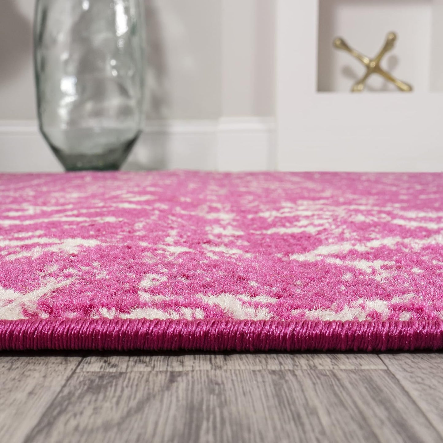Bohemian Rug Classic 4x6 Pink and White Area Carpet