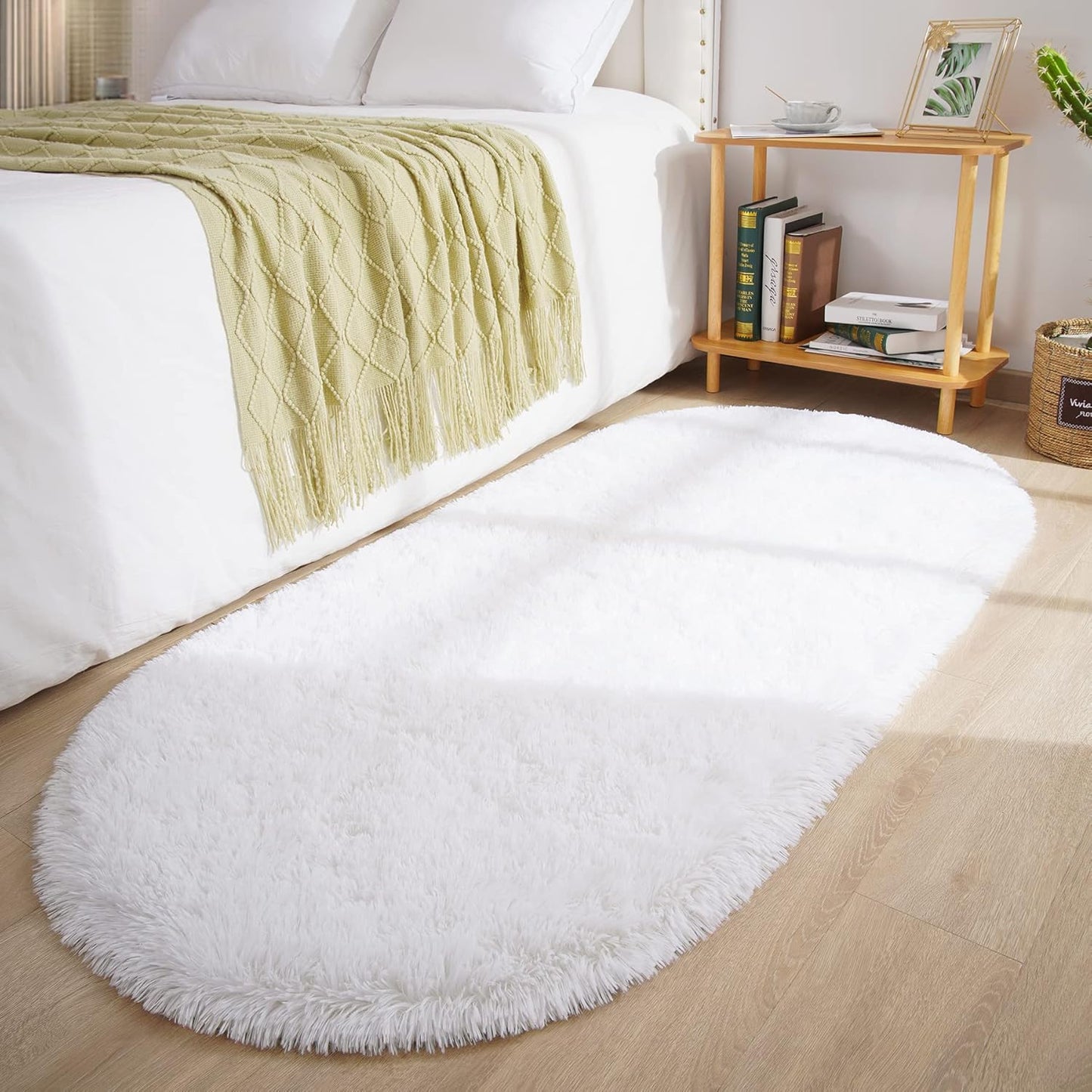 Oval Fluffy Rug White Plain 3x5