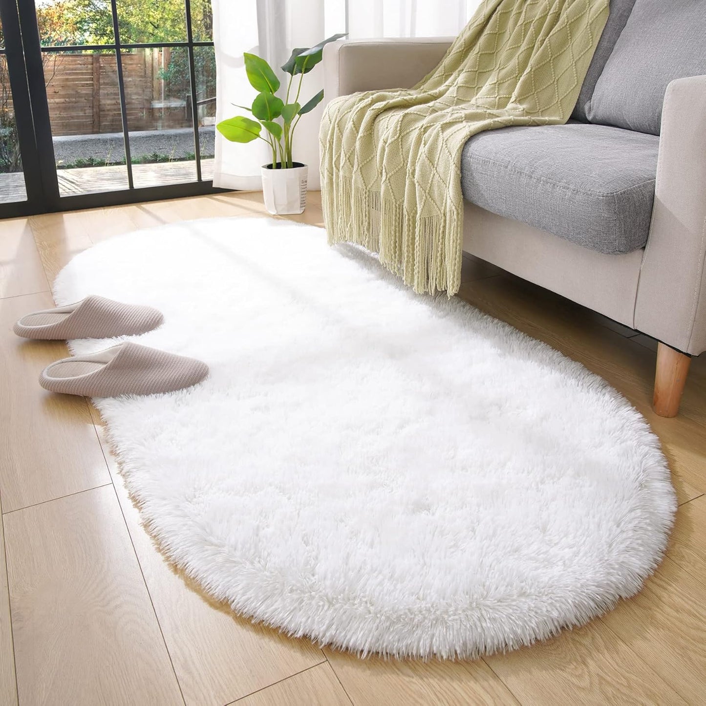 Oval Fluffy Rug White Plain 3x8