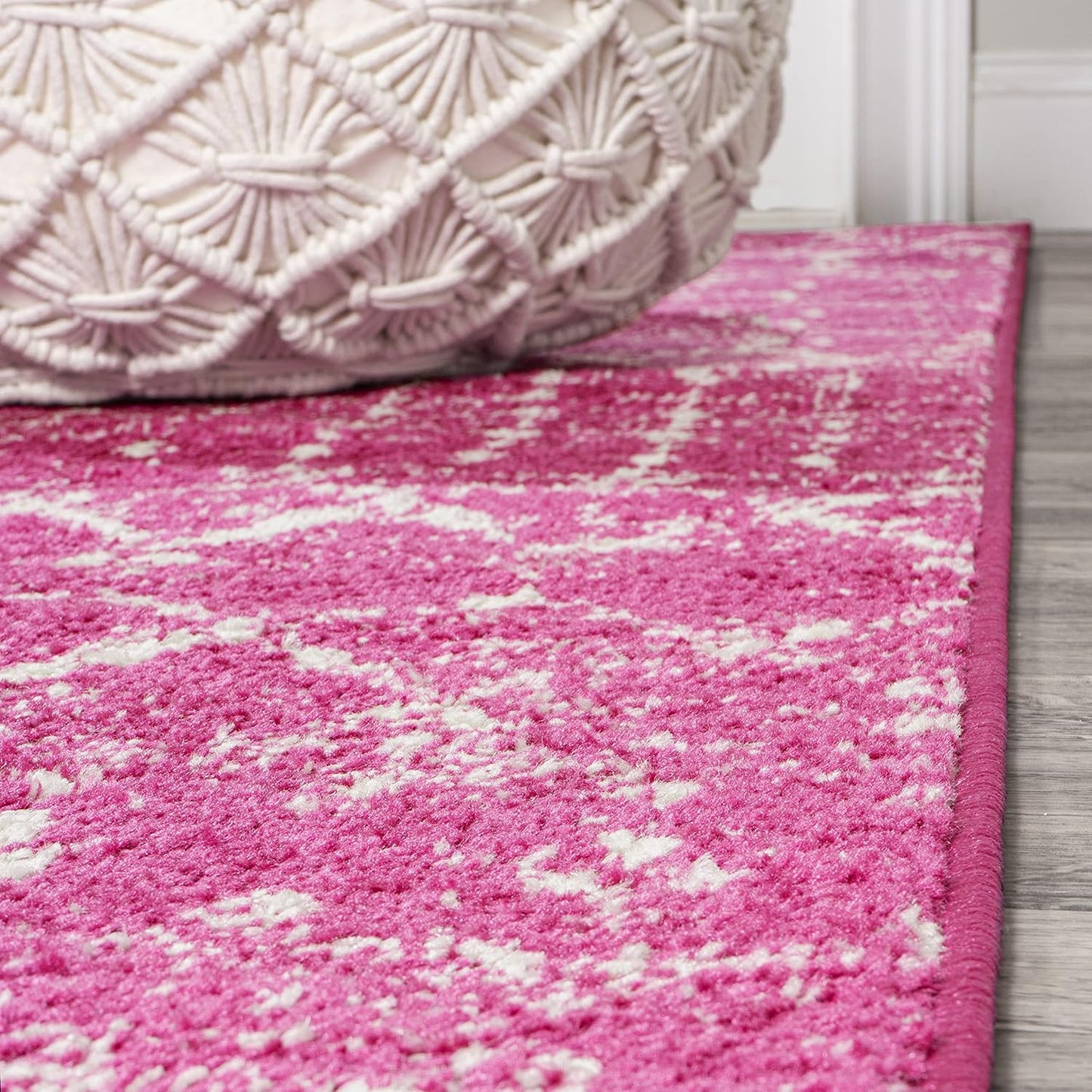 Bohemian Rug Classic 4x6 Pink and White Area Carpet