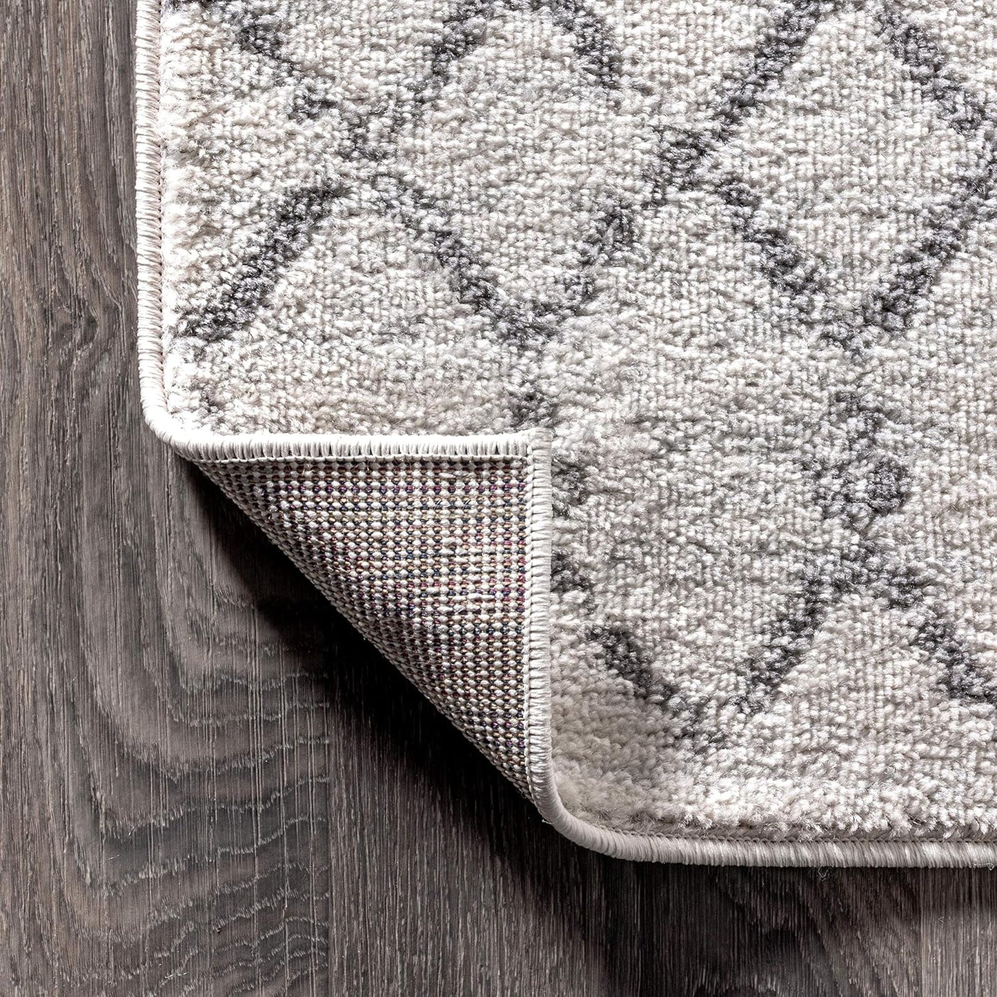 Bohemian Rug Classic 4x6 White and Grey Area Carpet
