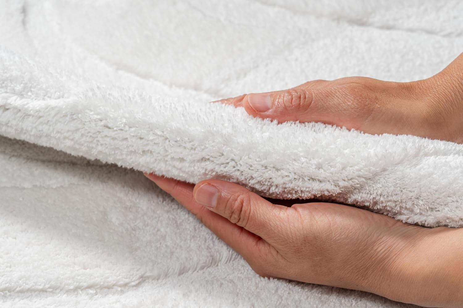 Pearl White Washable Rug - Rugsco.ca