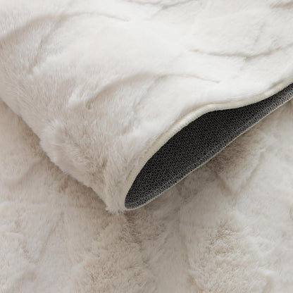 Faux Rabbit Fur Shag Rug 5x7 Creamy White Boho Diamond Patterned Rug