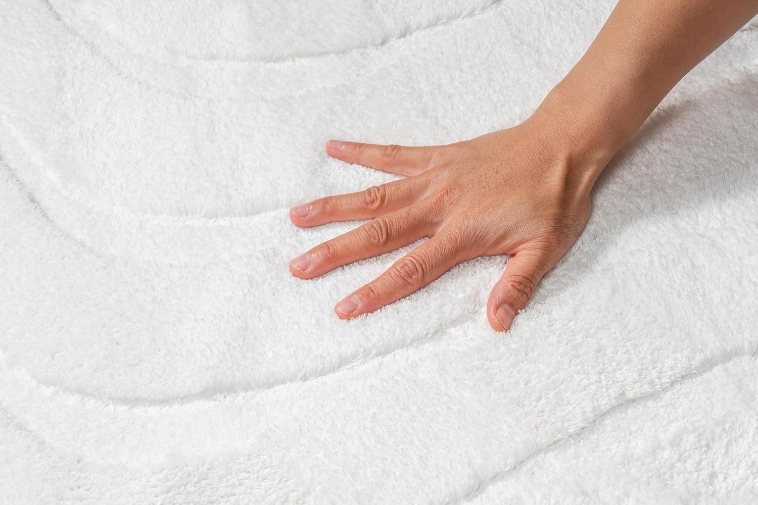 Pearl White Washable Rug - Rugsco.ca