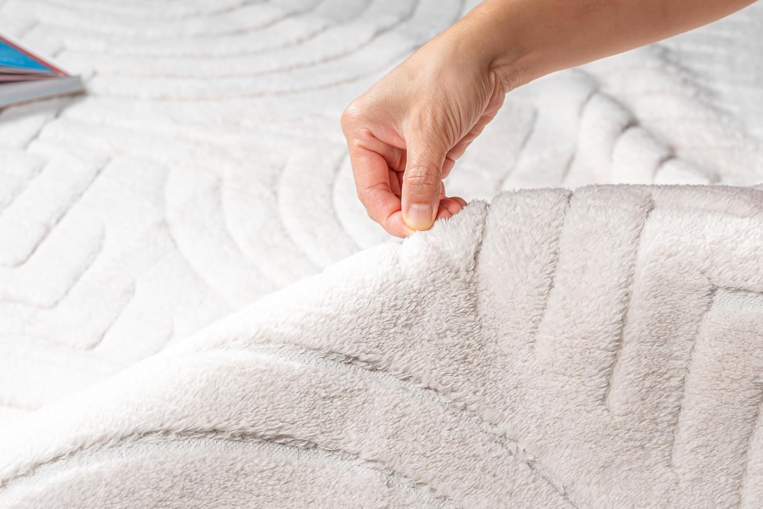 Circles Cream Washable Rug - Rugsco.ca