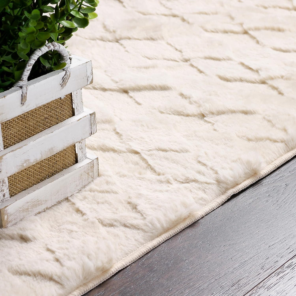 Pelo Diamond Cream Washable Rug - Rugsco.ca