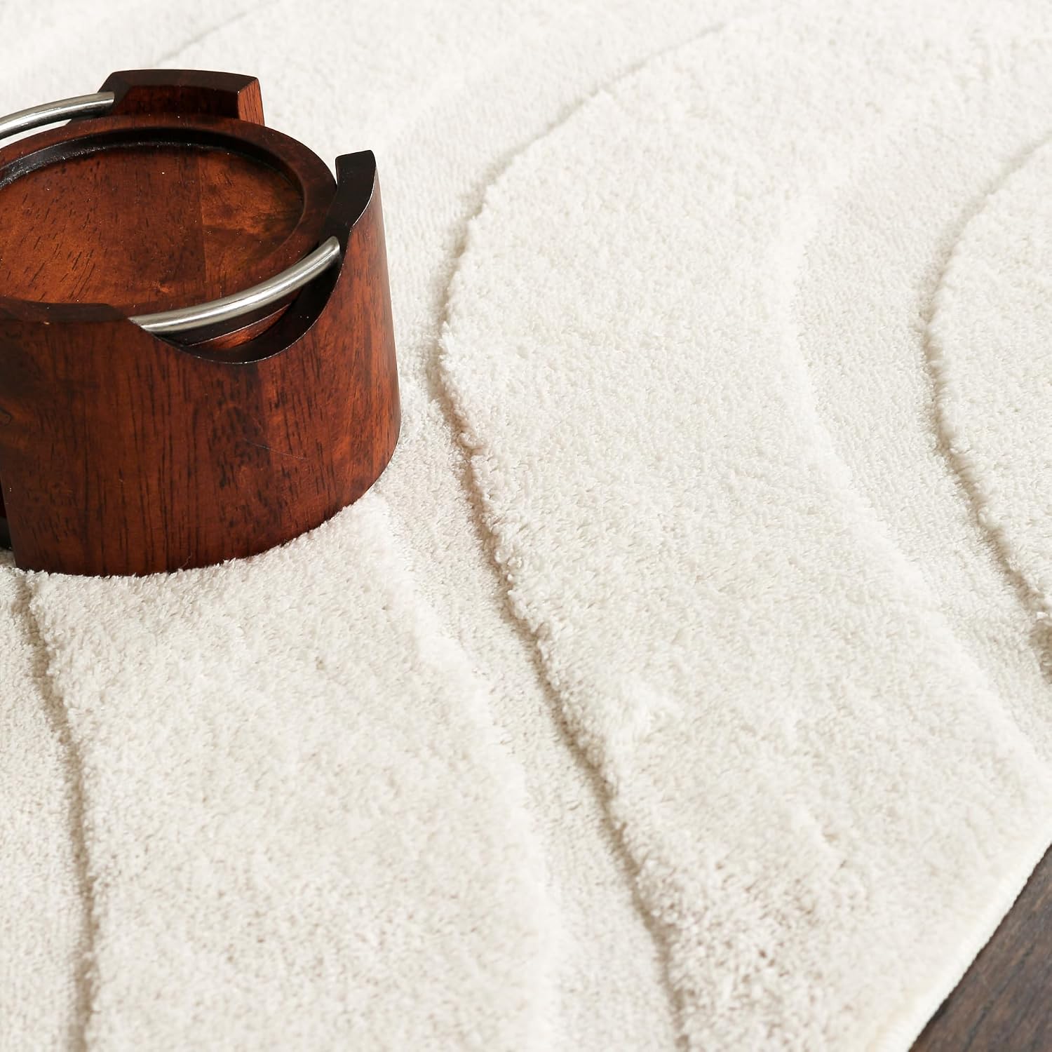 Pearl Cream Waves Washable Rug - Rugsco.ca