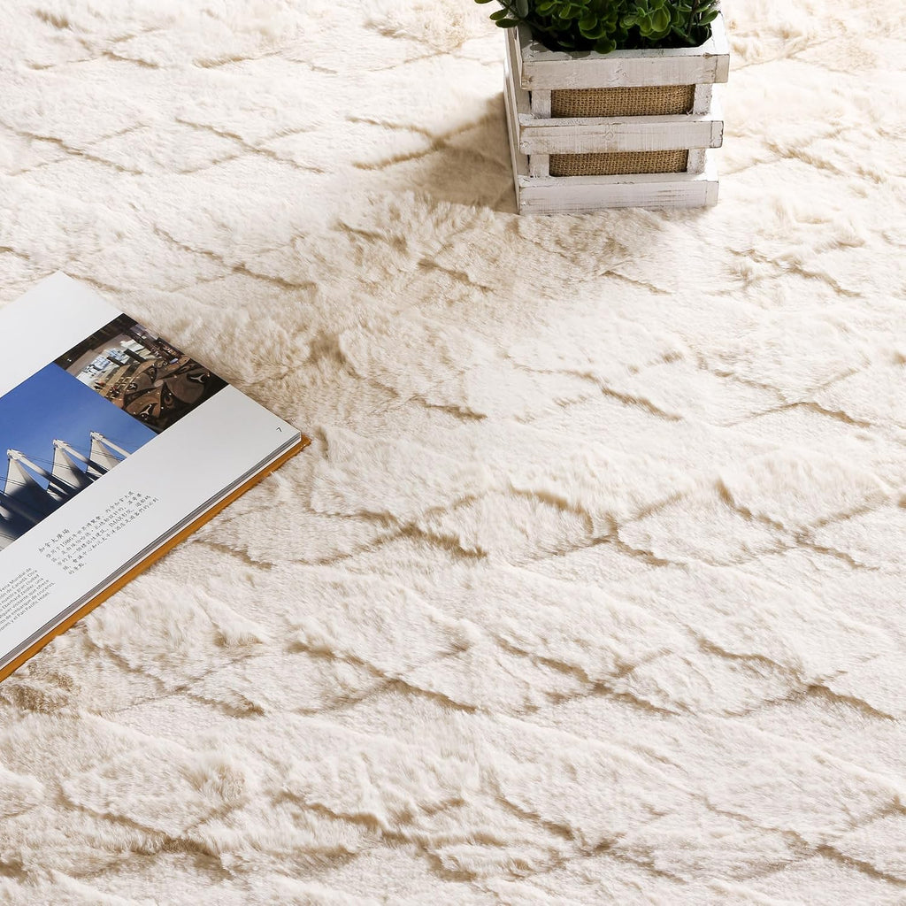 Pelo Diamond Cream Washable Rug - Rugsco.ca