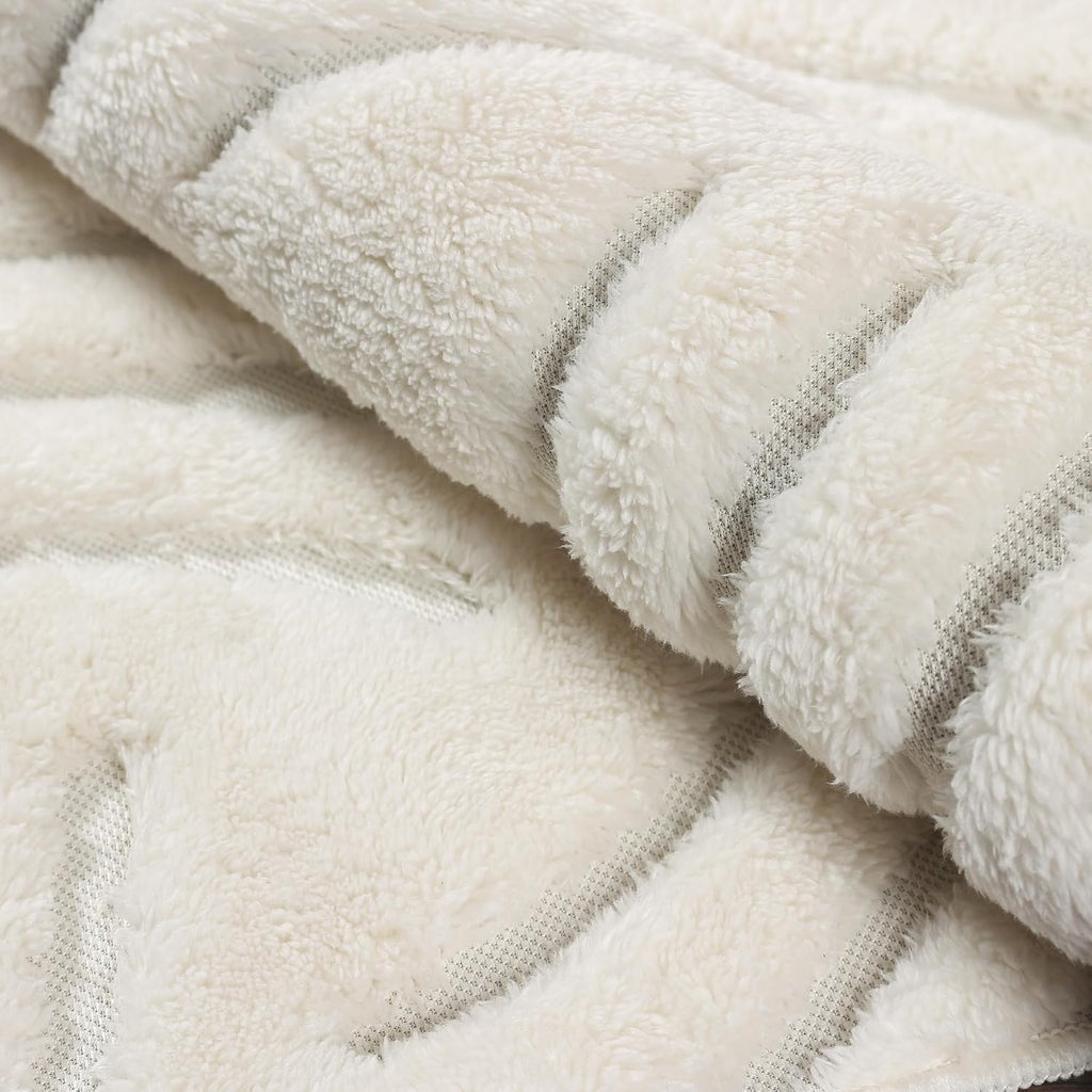 Velvet Crescent Cream Washable Rug - Rugsco.ca
