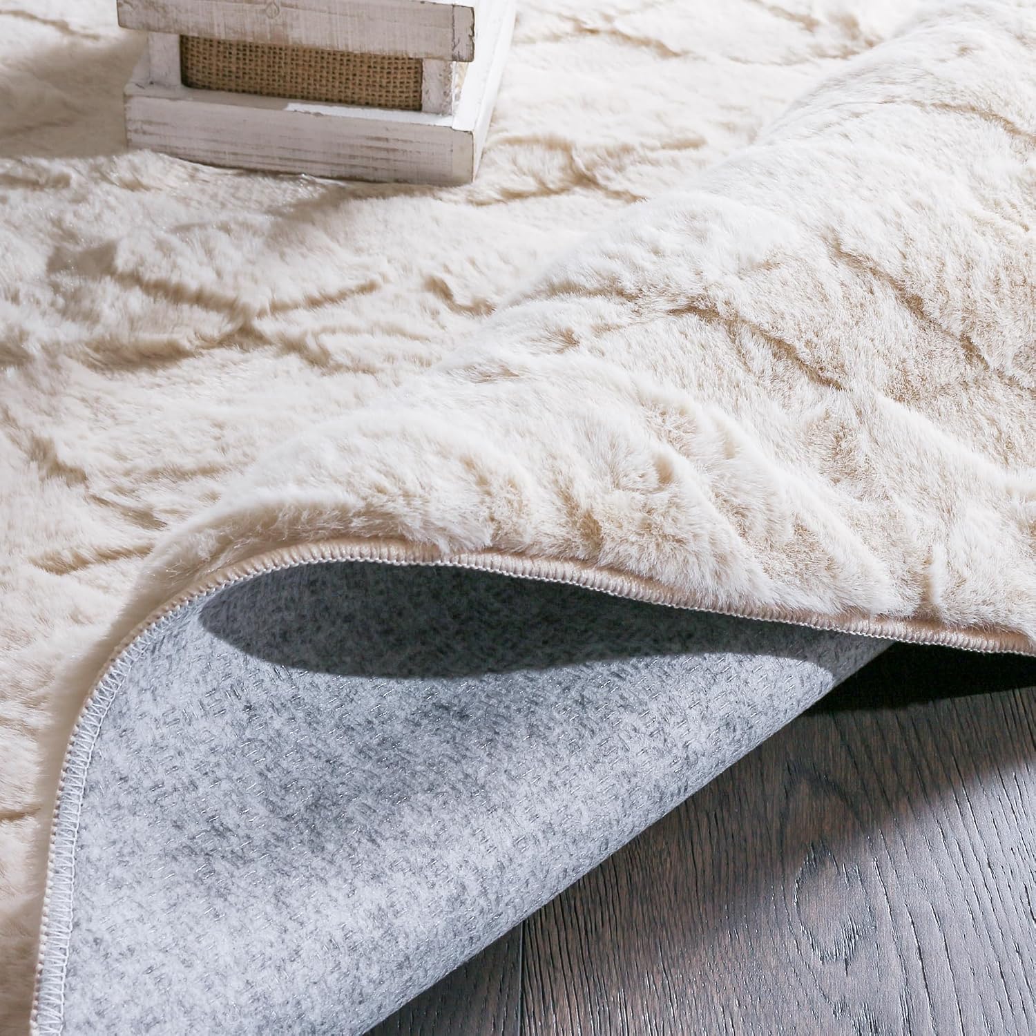 Pelo Diamond Cream Washable Rug - Rugsco.ca