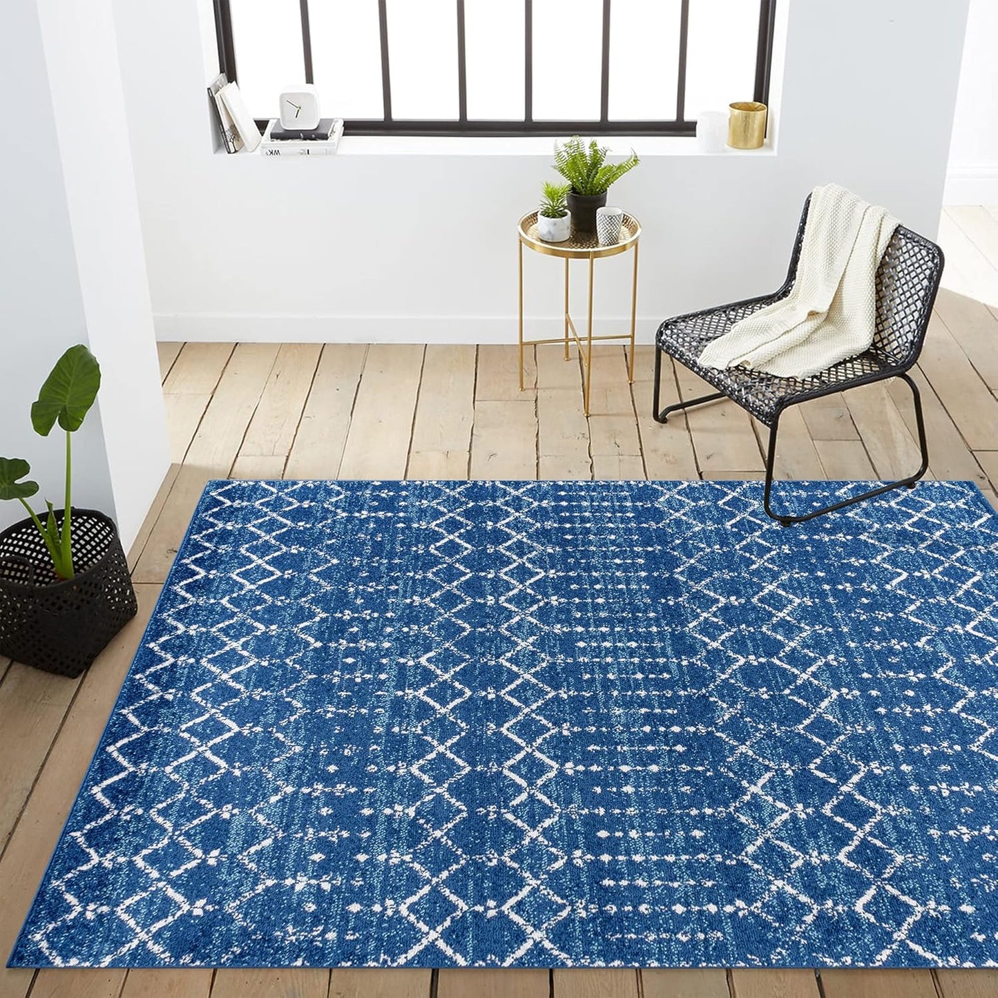 Bohemian Rug Classic 4x6 Blue and White Area Carpet