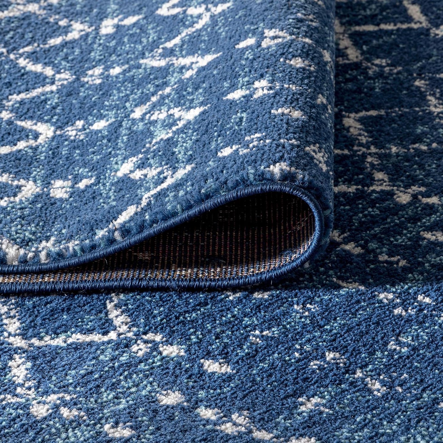 Bohemian Rug Classic 4x6 Blue and White Area Carpet