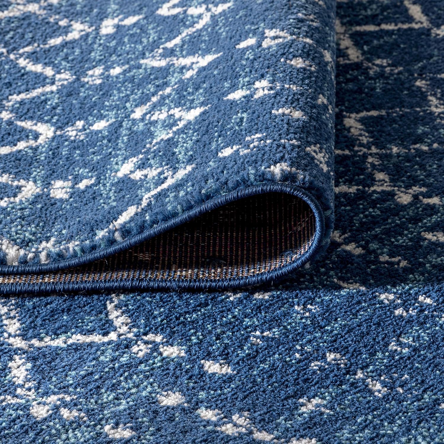 Bohemian Rug Classic 4x6 Blue and White Area Carpet