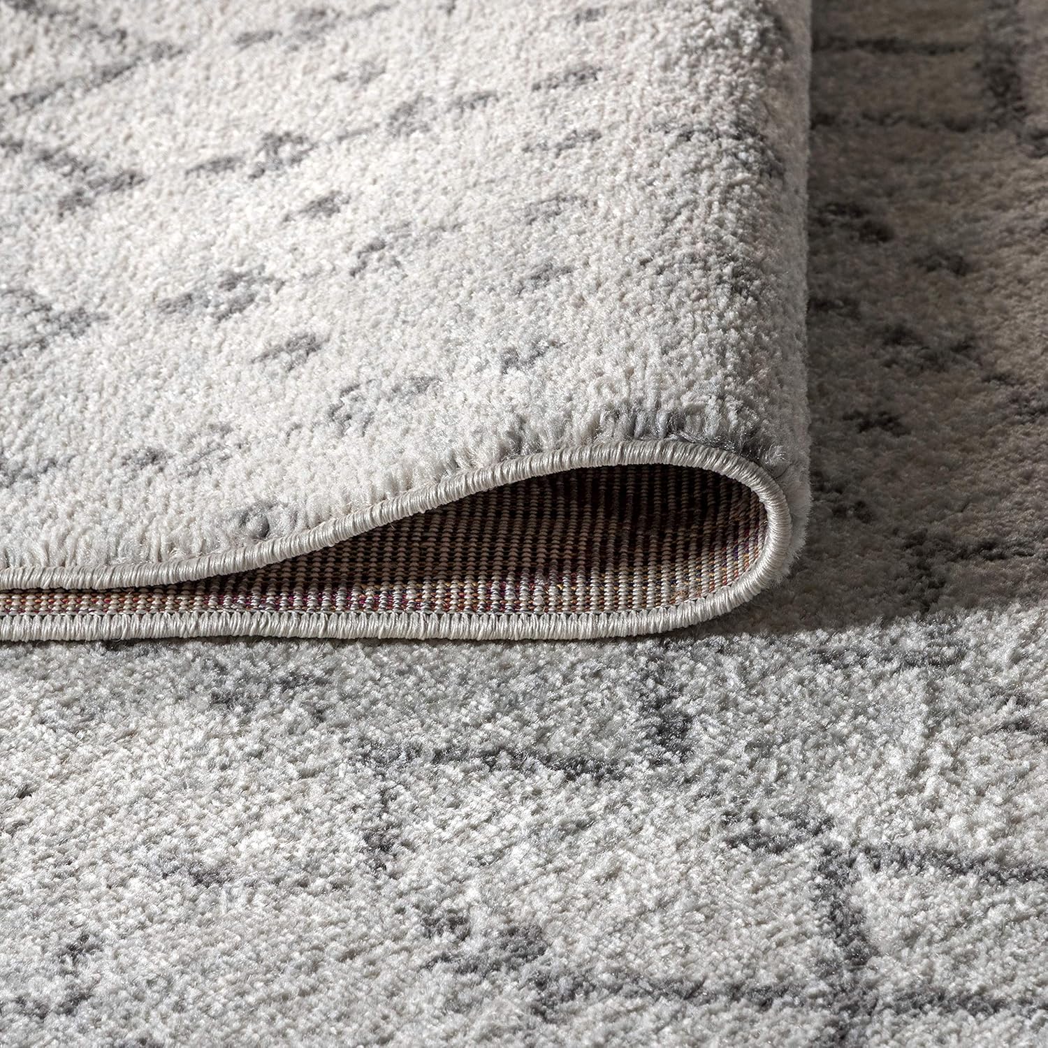 Bohemian Rug Classic 4x6 White and Grey Area Carpet