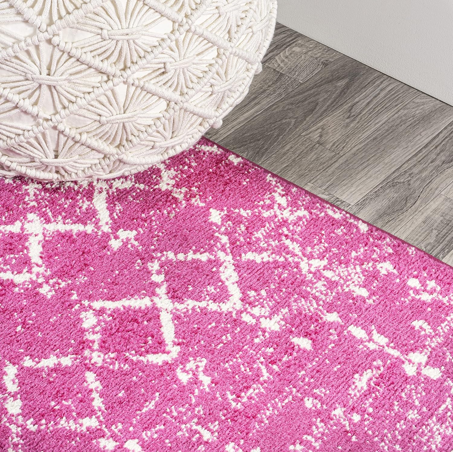Bohemian Rug Classic 4x6 Pink and White Area Carpet